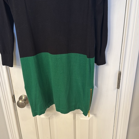 Michael Kors Black & Green Sweater Dress w/ Gold Side Zippers - Picture 7 of 10